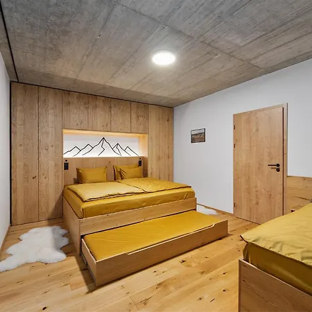 Bozirooms -